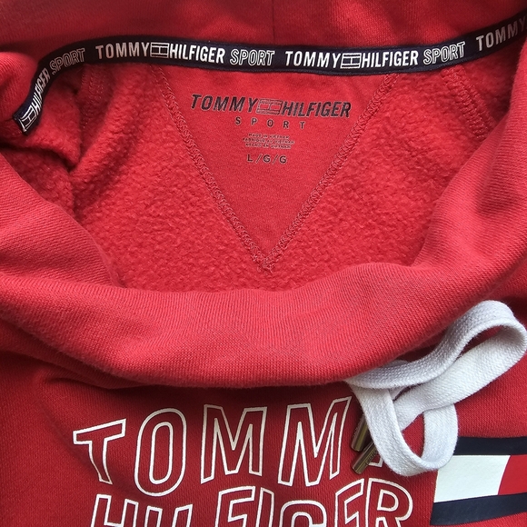 Tommy Hilfiger Sport Women’s Cropped High Neck Sweatshirt Red, Size Large - Picture 6 of 6